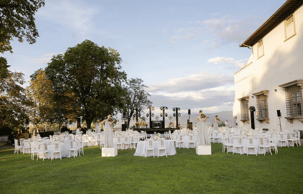 Luxury Themed Weddings: the charm of celebration in Italy