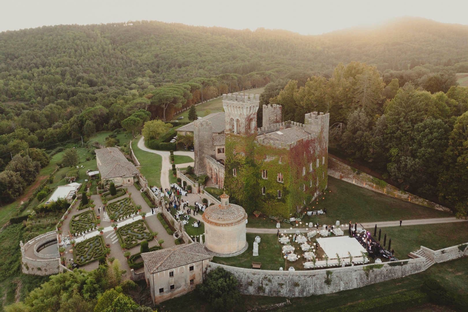 Begin your wedding journey with Blanc Weddings